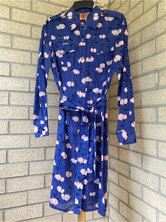 Tory Burch Dresses & Skirts - Tory Burch 100% Cotton Blue Button Front Belted Shirt Dress Pink Flower Print